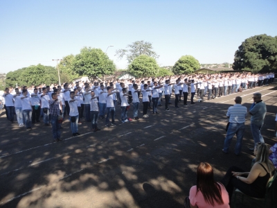 65 Jovens Rondonenses Realizam Juramento à Bandeira