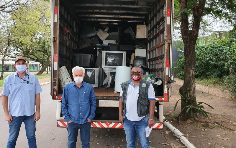 Arrastão do Lixo Eletrônico, em Rondon, estimula descarte correto