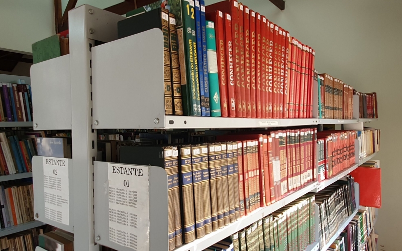 Governo Municipal trabalha para reorganizar a Biblioteca Pública, instalada na Biblioteca Cidadã