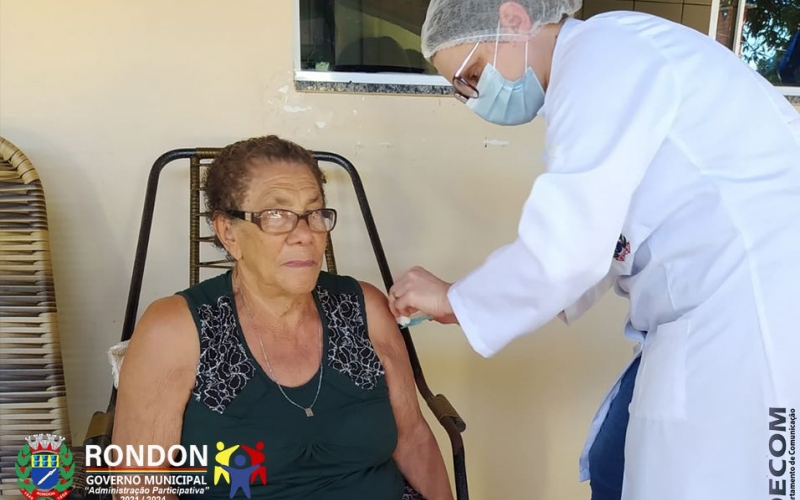 Equipe de Saúde de Rondon completa a primeira etapa de vacinação de idosos acima de 90 anos!